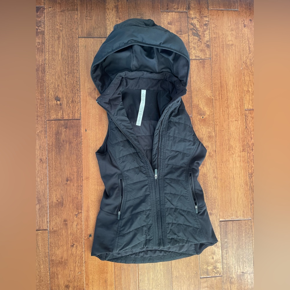 Lululemon on vest